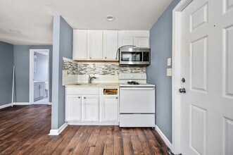 2169 Eleanor Dr, Unit A in North Charleston, SC - Building Photo - Building Photo