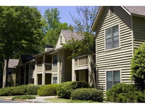 ARIUM Morgan Falls in Sandy Springs, GA - Foto de edificio - Building Photo