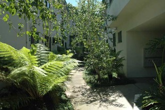 Fountain View Apartments in Los Angeles, CA - Foto de edificio - Building Photo