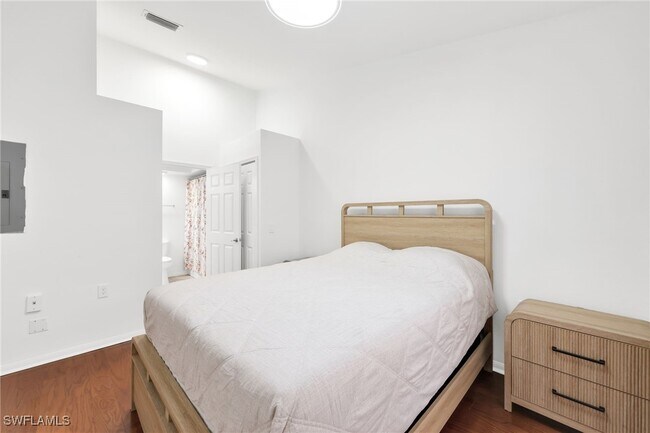 22741 Sandy Bay Dr in Estero, FL - Building Photo - Building Photo