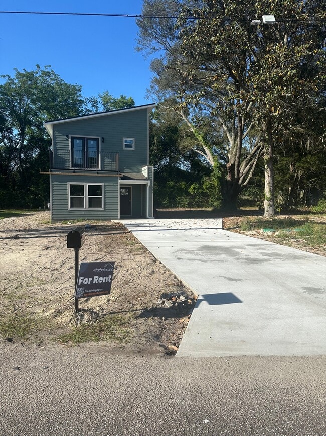 property at 2247 Parkin Rd