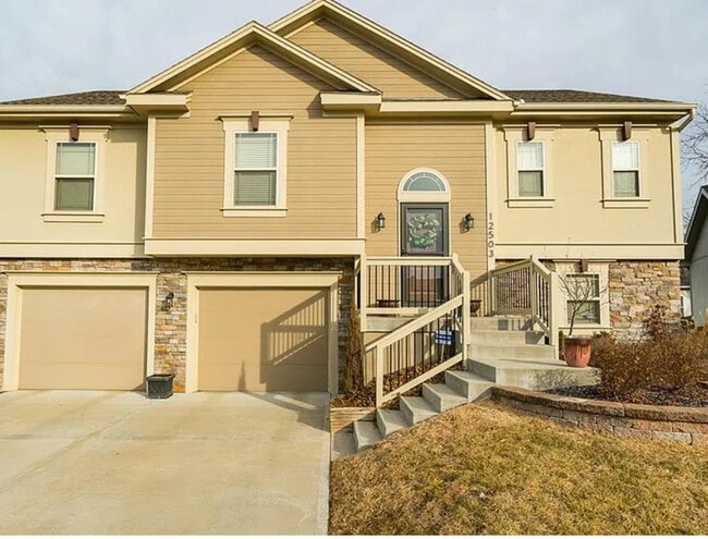 property at 12503 Charlotte St