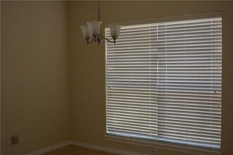 1702 Shady Creek Dr in Lewisville, TX - Building Photo - Building Photo