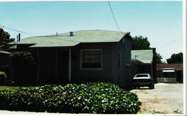 411-415 Sycamore Ave in Hayward, CA - Foto de edificio - Building Photo