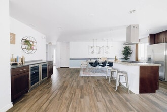 8313 E Crestwood Way in Scottsdale, AZ - Building Photo - Building Photo