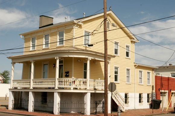 Green Street Apartments in Portsmouth, VA - Building Photo