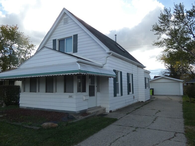 26411 Belanger St in Roseville, MI - Building Photo