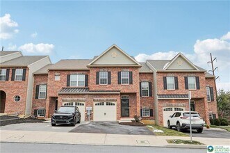 270 Milkweed Dr in Allentown, PA - Building Photo - Building Photo