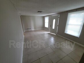 7914 Wallaba Ln in New Port Richey, FL - Building Photo - Building Photo