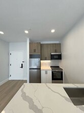 316 Forrest St in Jersey City, NJ - Building Photo - Building Photo