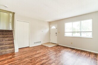 2709 Bretton Woods Dr in Columbus, OH - Building Photo - Building Photo