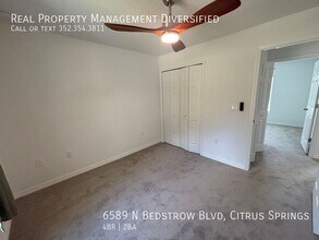 6589 N Bedstrow Blvd in Citrus Springs, FL - Foto de edificio - Building Photo
