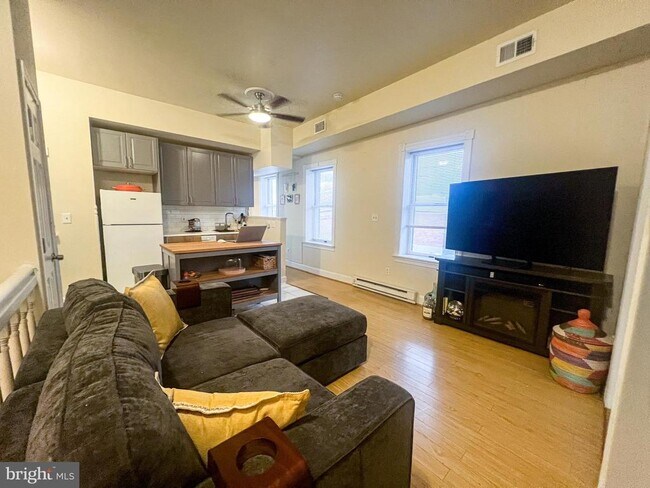 1100 William St in Baltimore, MD - Building Photo - Building Photo