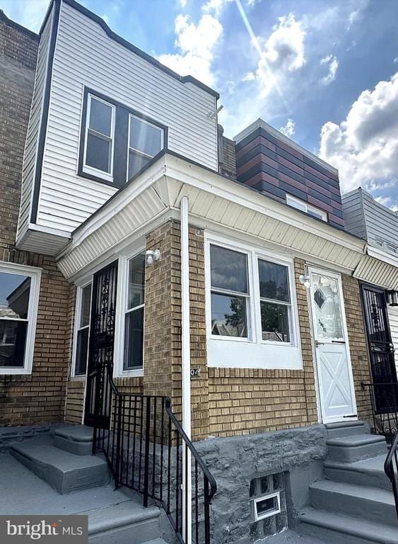 property at 1704 Conlyn St