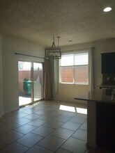 2838 Bayas Rd SE in Rio Rancho, NM - Foto de edificio - Building Photo