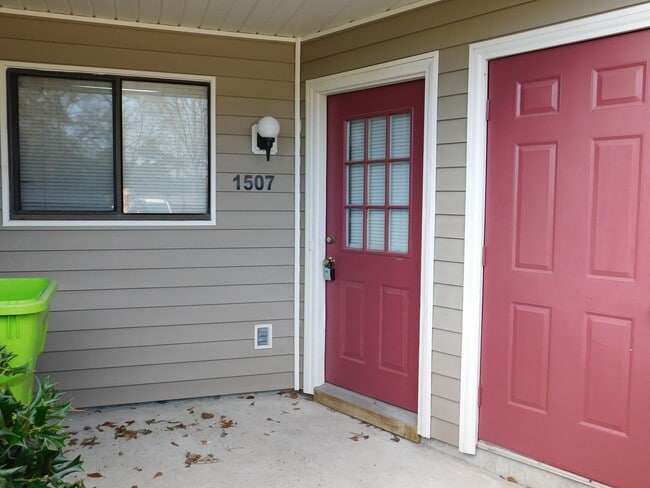 1507 College Way in New Bern, NC - Building Photo - Building Photo