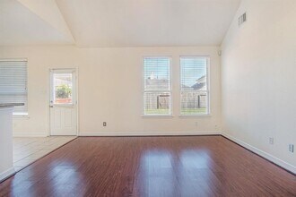 19718 Summerlin Dr in Katy, TX - Building Photo - Building Photo