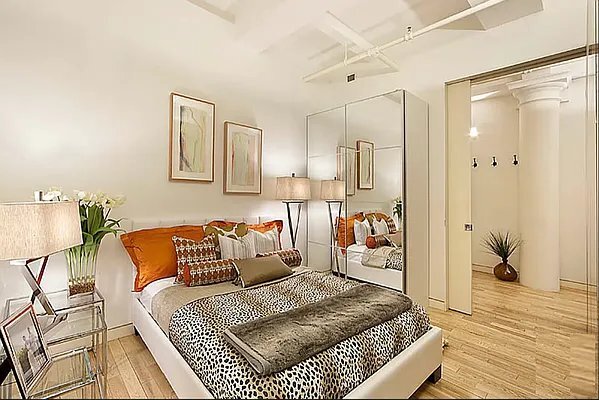 property at 16 W 19th St