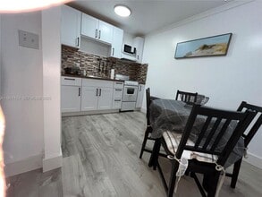 326 Wilson St in Hollywood, FL - Building Photo - Building Photo