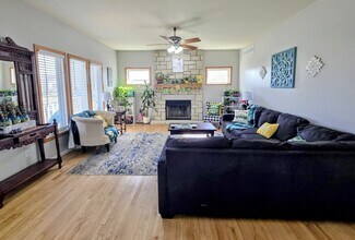 4506 Kelsey Dr in Manhattan, KS - Building Photo - Building Photo