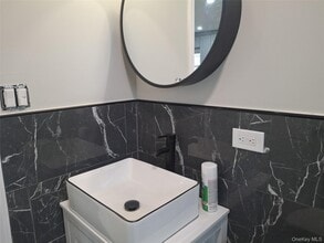 194-14 115th Rd in Queens, NY - Building Photo - Building Photo