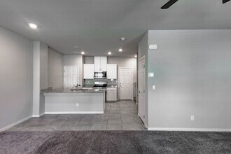 7416 Sunray Point St in North Las Vegas, NV - Building Photo - Building Photo