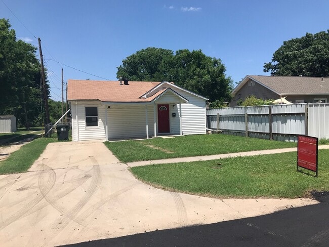 property at 623 E Acres St