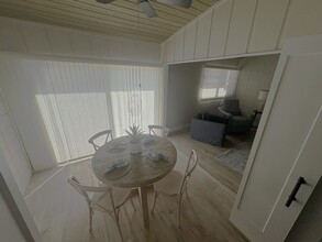907A Gibbs Rd in Venice, FL - Building Photo - Building Photo