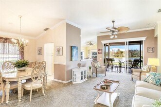 10025 Oakhurst Way in Ft. Myers, FL - Building Photo - Building Photo