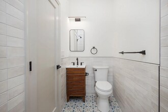 2227 N 33rd St in Philadelphia, PA - Building Photo - Building Photo