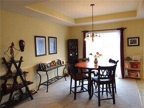 732 Highland Dr in Leavenworth, KS - Building Photo - Building Photo