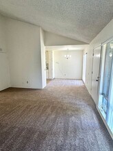 1817 E Grand Ave in Escondido, CA - Building Photo - Building Photo