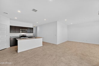 30266 N Acacia Dr. in Florence, AZ - Building Photo - Building Photo