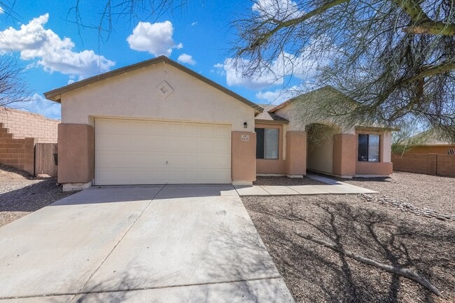 property at 6645 S SQUAWROOT Pl