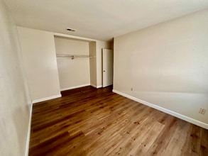 1210 Caren Rd in Vista, CA - Building Photo - Building Photo