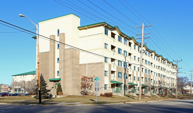 Richmond Terrace Condominiums in Appleton, WI - Building Photo - Building Photo