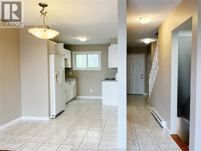 6322 Thornberry Crescent in Windsor, ON - Building Photo - Building Photo
