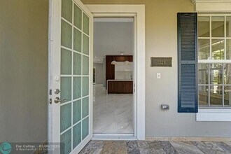 1326 SW 23rd St in Fort Lauderdale, FL - Building Photo - Building Photo