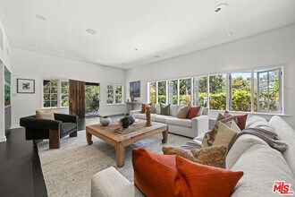 3 Latimer Rd in Santa Monica, CA - Building Photo - Building Photo