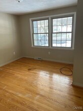 4593 Brookhill Dr S in Manlius, NY - Building Photo - Building Photo