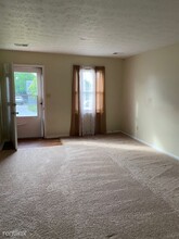 3230 Aqueduct Dr in Lexington, KY - Building Photo - Building Photo
