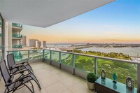 900 Biscayne Blvd, Unit 2407 in Miami, FL - Building Photo - Building Photo