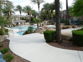 830 Cozette Ct in Las Vegas, NV - Building Photo - Building Photo