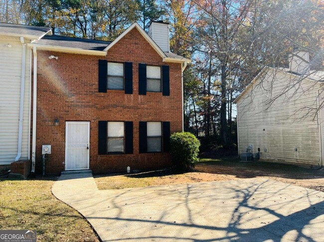 5614 Windwood Rd in Atlanta, GA - Building Photo - Building Photo