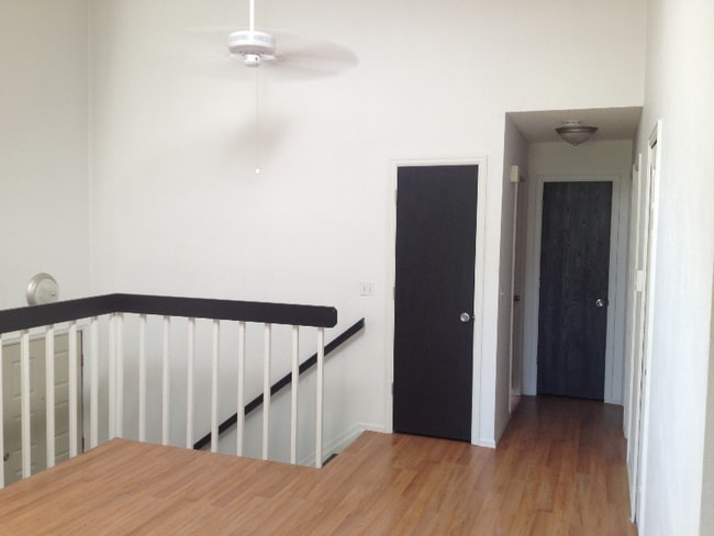 2241 W Hillside Ave in Englewood, CO - Building Photo - Building Photo