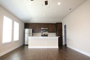 1308-1312 White Sand Dr in Azle, TX - Building Photo