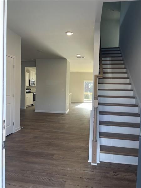 240 Summerwood Ln in Dawsonville, GA - Foto de edificio - Building Photo