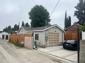 17044 San Fernando Mission Blvd in Granada Hills, CA - Building Photo