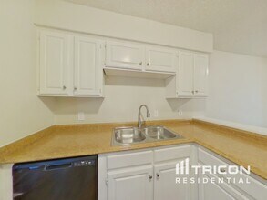 717 Marlow Pl in Arlington, TX - Building Photo - Building Photo