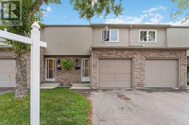 property at 33-33 Rochelle Ave